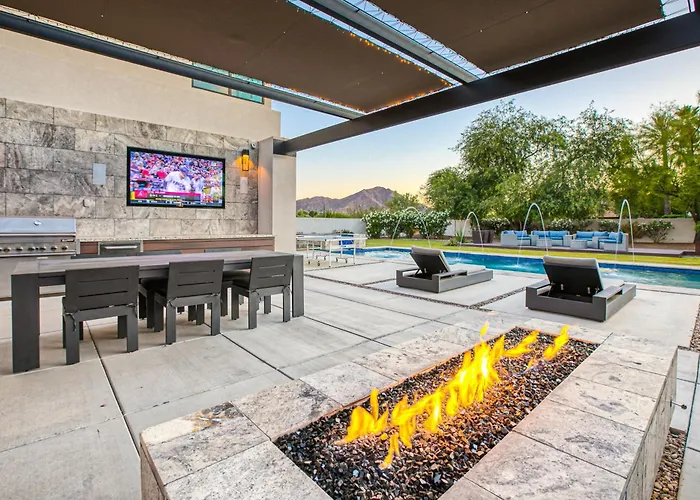 Holiday home Luxury Retreat With Pool, Spa, Views & Casita Scottsdale