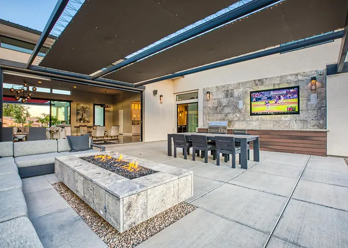 Holiday home Luxury Retreat With Pool, Spa, Views & Casita